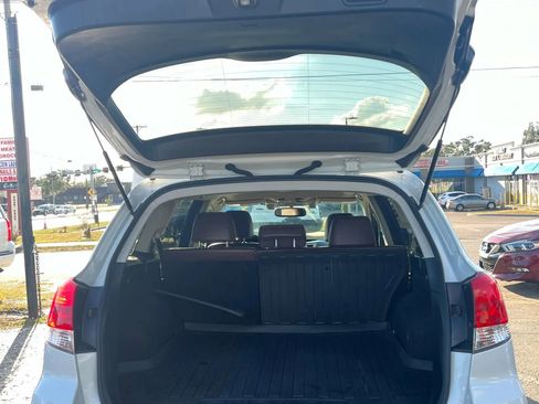 Used 2014 Subaru Outback 2.5i Limited image 19