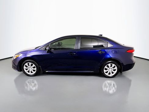Used 2025 Toyota Corolla LE FWD image 6