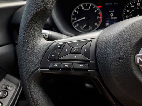 Used 2024 Nissan Sentra S FWD image 19