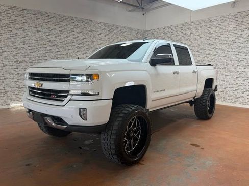 Used 2018 Chevrolet Silverado 1500 LTZ Z71 w/ LTZ Plus Package image 3
