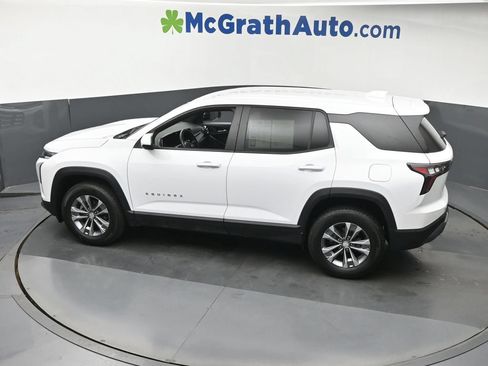 Used 2025 Chevrolet Equinox LT AWD/4WD image 24