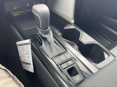 Used 2026 Toyota Camry SE image 16