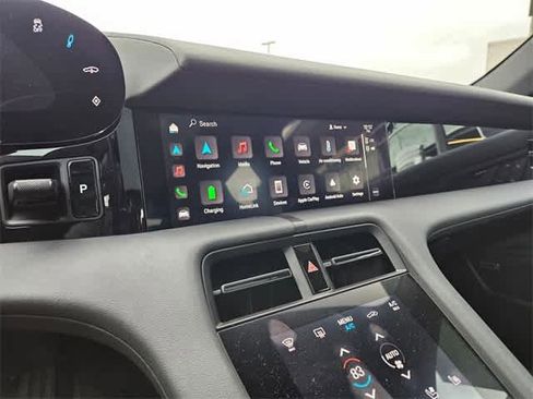 Used 2023 Porsche Taycan w/ Premium Package image 30