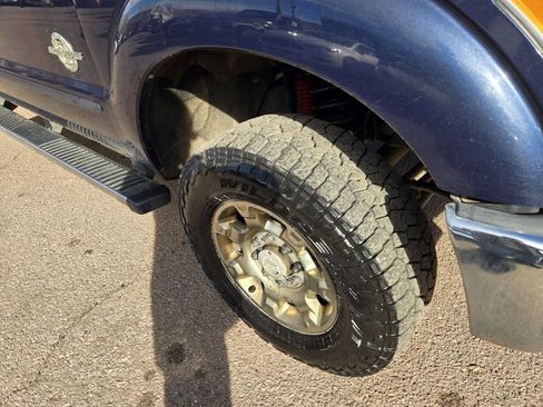 Used 2015 Ford F250 Lariat w/ Lariat Ultimate Package image 12