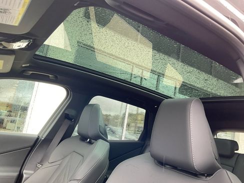 Certified 2025 BMW X3 xDrive30i w/ Premium Package image 21