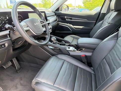 Certified 2025 Kia Telluride SX Prestige AWD/4WD image 17