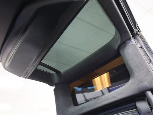 Used 2018 Tesla Model X 75D image 41