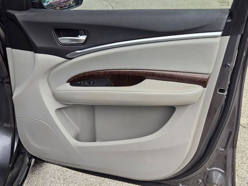 Used 2017 Acura MDX FWD image 28