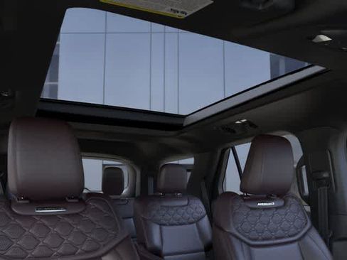 New 2026 Ford Explorer Platinum w/ LUX Leather Package AWD/4WD image 22