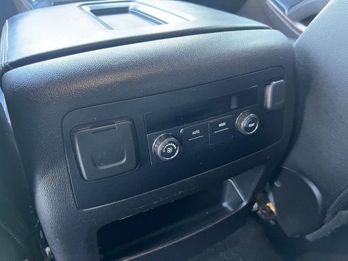 Used 2017 Chevrolet Tahoe LT AWD/4WD image 26