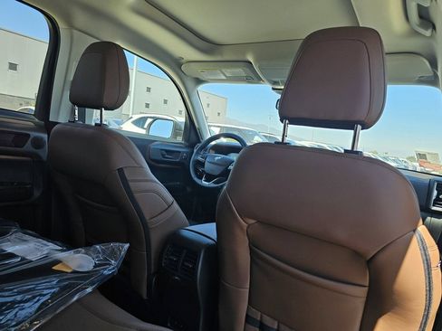 New 2026 Ford Bronco Sport Outer Banks w/ Outer Banks Tech Package+ AWD/4WD image 15