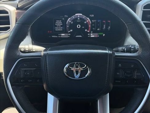 Used 2023 Toyota Sequoia Capstone AWD/4WD image 9
