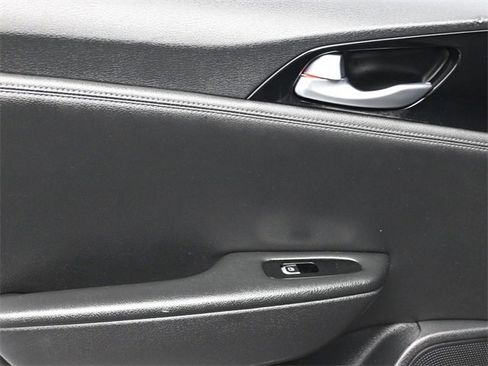 Used 2019 Kia Stinger image 14