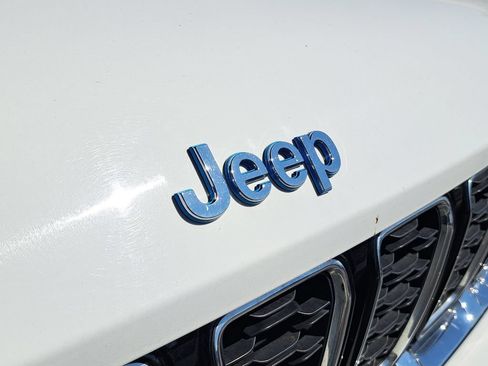 Used 2024 Jeep Grand Cherokee Limited 4xe AWD/4WD image 17