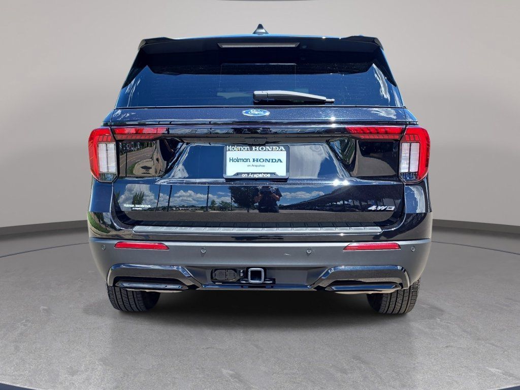 Used 2025 Ford Explorer ST-Line AWD/4WD image 7