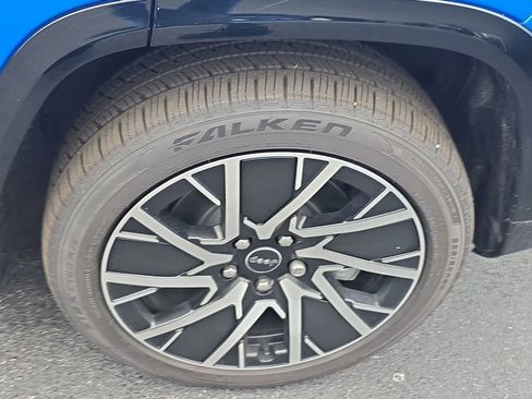 Used 2025 Jeep Wagoneer S Limited image 8