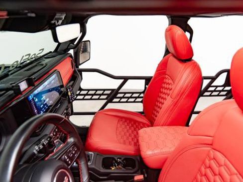Used 2024 Jeep Wrangler Unlimited Rubicon 392 AWD/4WD image 27