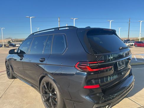 Certified 2023 BMW X7 M60i w/ Executive Package image 7
