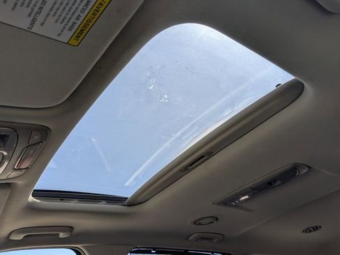 Certified 2024 Kia Telluride EX w/ EX Captain's Chair Package FWD image 26