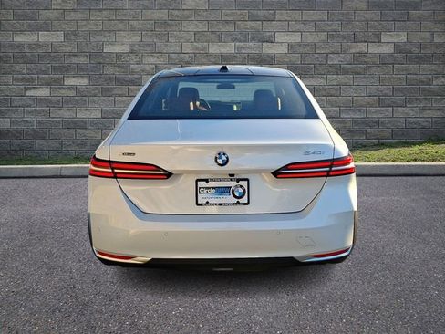 New 2026 BMW 540i xDrive w/ Executive Package image 5