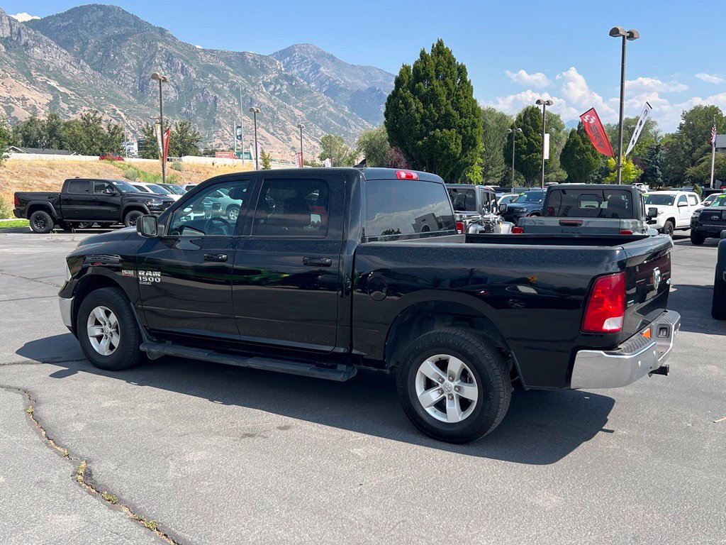Used 2022 RAM 1500 Classic SLT w/ Electronics Convenience Group AWD/4WD image 12