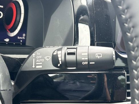 New 2026 Nissan Pathfinder Platinum w/ Lighting Package FWD image 27
