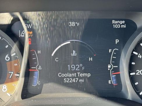 Used 2024 Jeep Compass Latitude AWD/4WD image 10