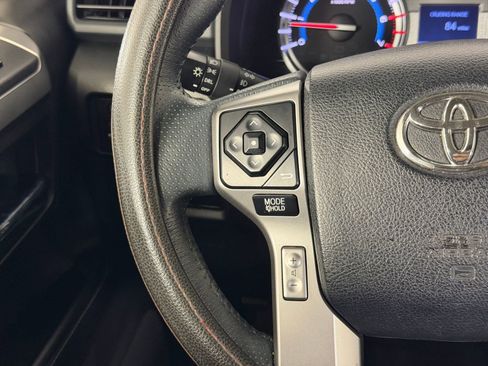 Used 2015 Toyota 4Runner SR5 image 16