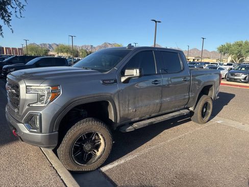 Used 2020 GMC Sierra 1500 AT4 w/ AT4 Premium Package AWD/4WD image 4