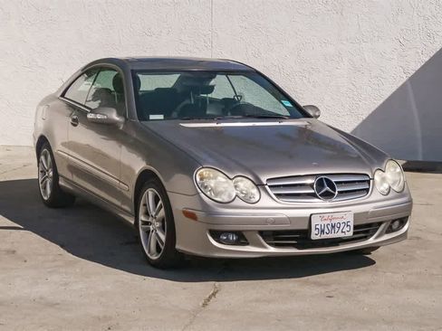 Used 2006 Mercedes-Benz CLK 350 Coupe image 3