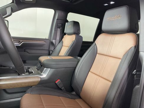 New 2026 Chevrolet Silverado 2500 High Country w/ High Country Premium Package AWD/4WD image 6