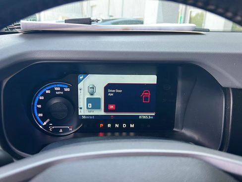 Used 2022 Ford Bronco Black Diamond w/ Sasquatch Package image 23