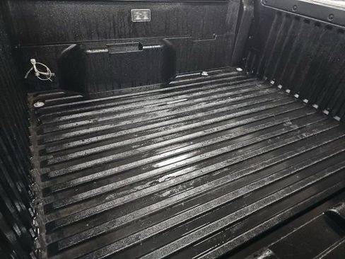 Used 2025 Toyota Tacoma TRD Off-Road image 17