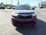 Used 2015 Toyota Highlander XLE image 2