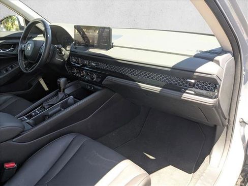 Used 2023 Honda Accord EX-L image 21
