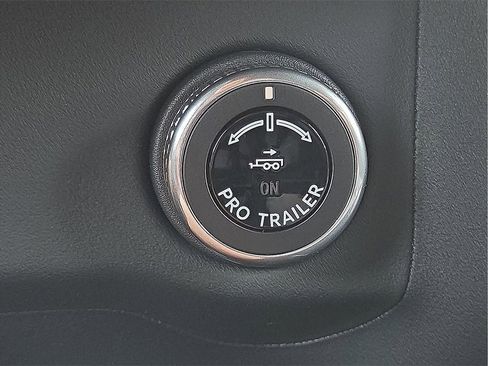 New 2025 Lincoln Navigator Reserve w/ Jet Appearance Package image 16