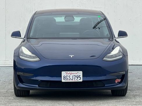 Used 2018 Tesla Model 3 Long Range RWD image 8