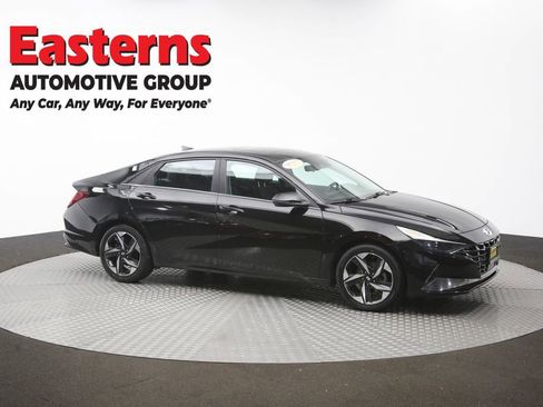 Used 2021 Hyundai Elantra SEL w/ Convenience + Premium Package FWD image 49