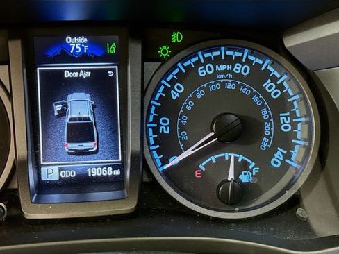 Used 2023 Toyota Tacoma TRD Pro image 12