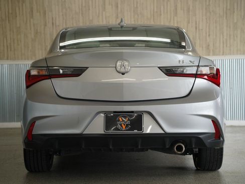 Used 2020 Acura ILX FWD image 9