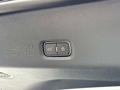 New 2026 Lincoln Navigator L Reserve w/ Jet Appearance Package AWD/4WD image 13