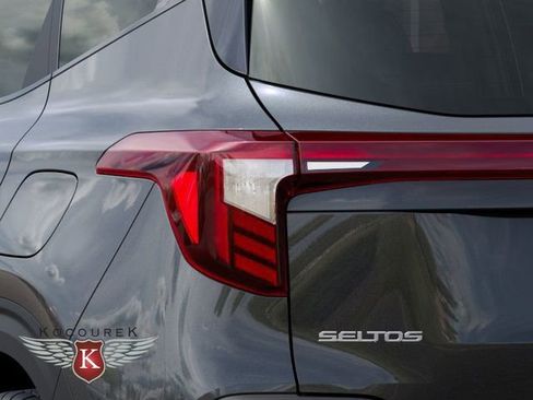New 2026 Kia Seltos S image 11