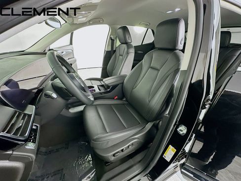 Used 2025 Buick Envision Preferred AWD/4WD image 29