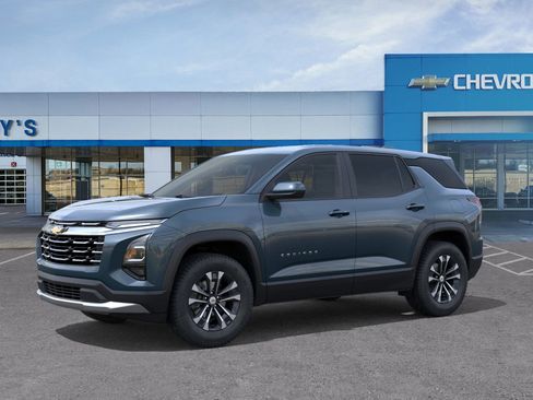 New 2026 Chevrolet Equinox LT image 2