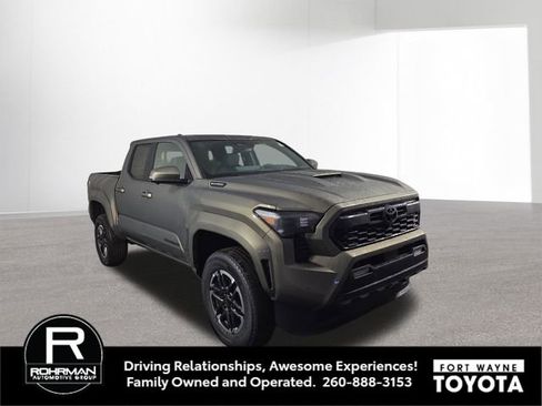 New 2026 Toyota Tacoma TRD Sport AWD/4WD image 4
