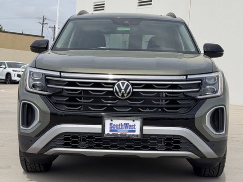 New 2026 Volkswagen Atlas Peak Edition AWD/4WD image 24