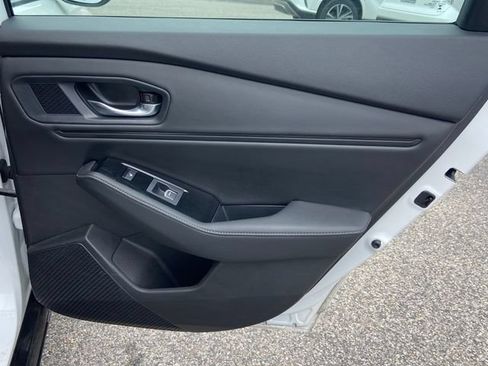 Used 2025 Honda Accord Touring image 30