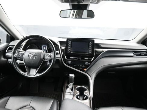 Used 2023 Toyota Camry SE image 35