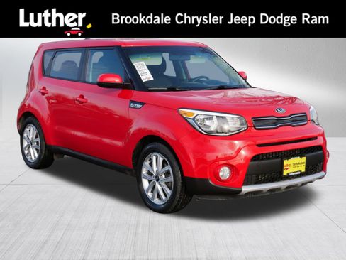 Used 2018 Kia Soul + image 1