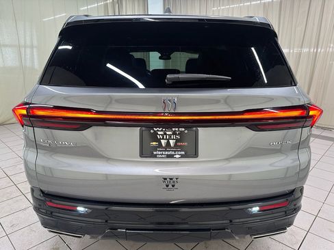 Certified 2025 Buick Enclave Sport Touring image 6